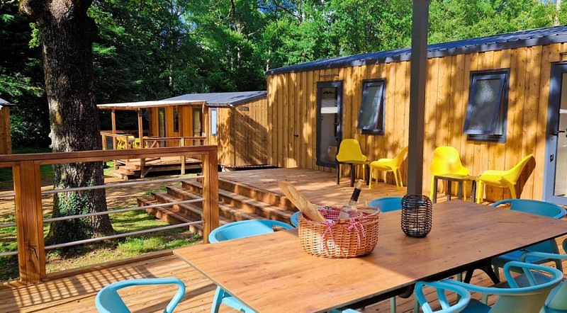 CampingDeMiel-Beynat_mobilhome_2