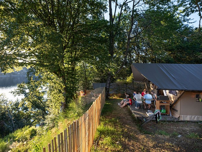 Lac de la Siauve Huttopia campsite