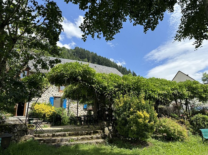 Inn "La Grange aux Fleurs"