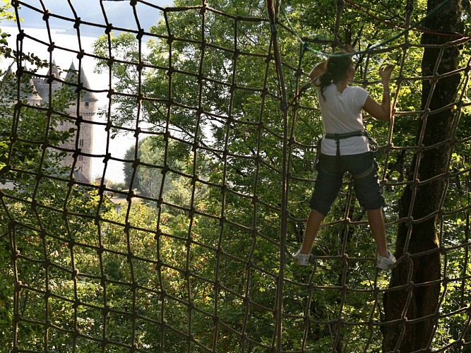 Rock-climbing park: Val aventure