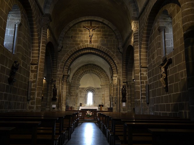 Sainte-Croix & Saint-André Church