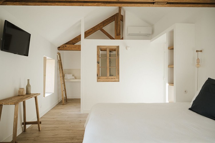 CHAMBRE D'HÔTES "L'ANNEXE SINGULIÈRE"