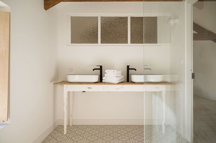 CHAMBRE D'HÔTES "L'ANNEXE SINGULIÈRE"