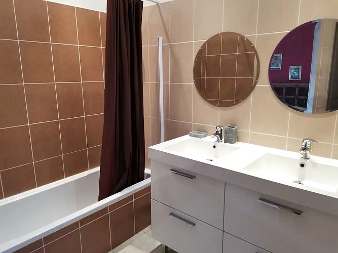 5488d4d5-795b-4c2f-9561-06bbc054c90f