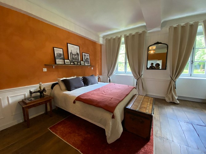 chambres-location-domaine-loubier-saint-victurnien-limousin_poltourisme (2)