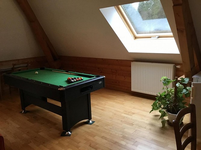 LE CHALET DU CIRQUE DE ST MEME