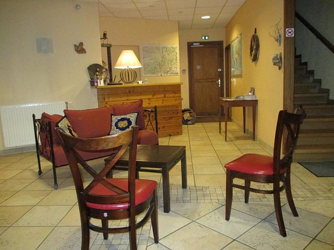 LE CHALET DU CIRQUE DE ST MEME