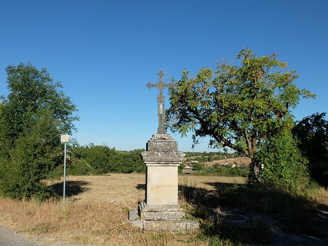 Calvaire - Croix en pierre