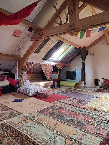 Gite d'étape de la Pierre qui Croule