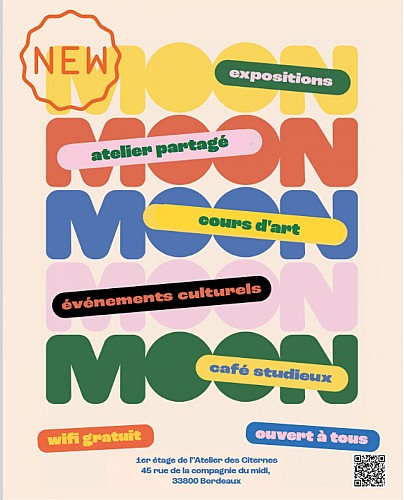 Moon creative workspace affiche