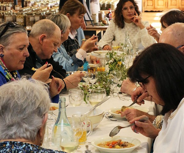 Piets restaurant crédit LE Voyage aux Pyrénées.jpg 1