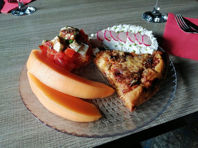 tarte ou quiche avec fruit