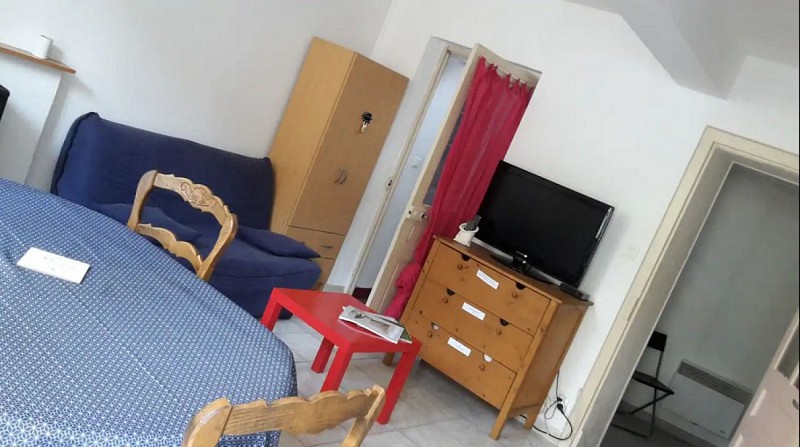 gite-petite-maison-volets-bleus (1)