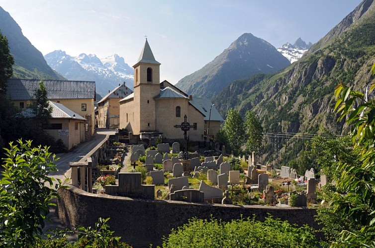 Kerkhof van Saint-Christophe-en-Oisans