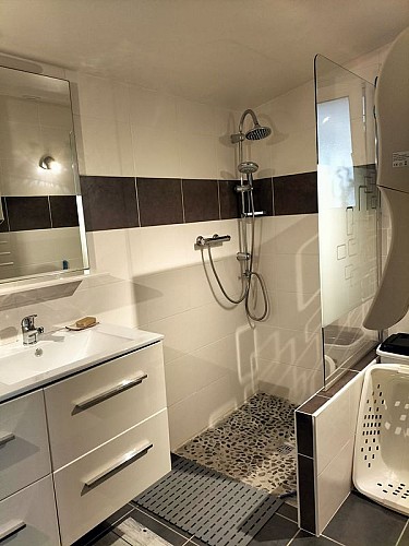 7a2f196eb6de8e02e883953418d0ea103d495dad