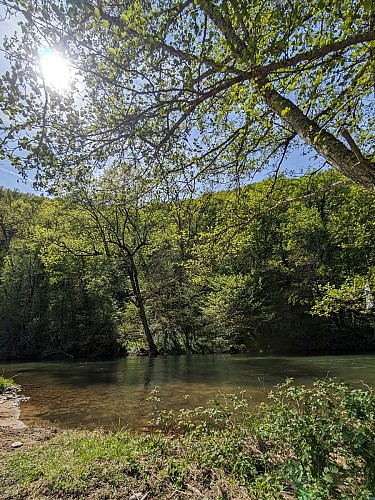 Le long de l'Aveyron