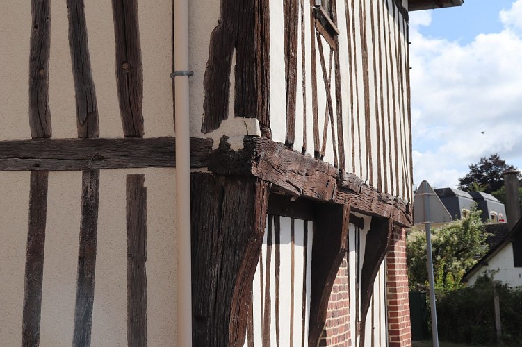 Bâti en pan de bois