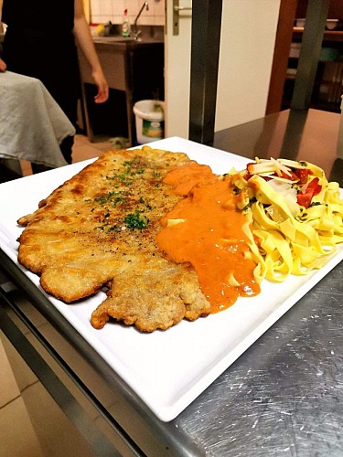 116801326_3284743974918071_6560382506023392658_n