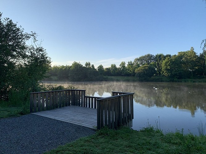 Aire de pique-nique de l'étang du Gué