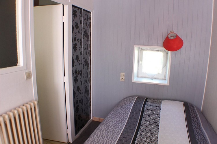 3 - Studio n°82 (angle 3)