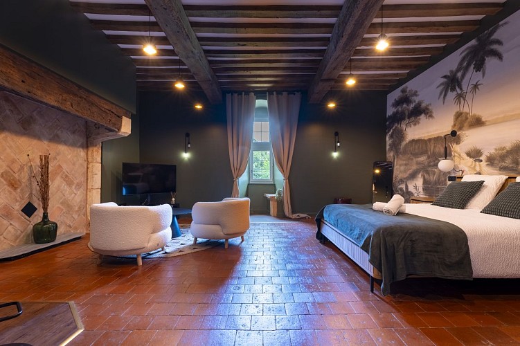 Le Château Dracy le Fort - La Nomade - Pièce principale/Chambre © Norman Frick