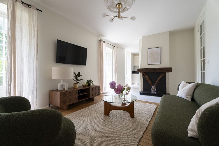 Le Château Dracy le Fort - L'Élgante - Salon ©Norman Frick