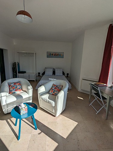 ROUGE GORGE-piece principale