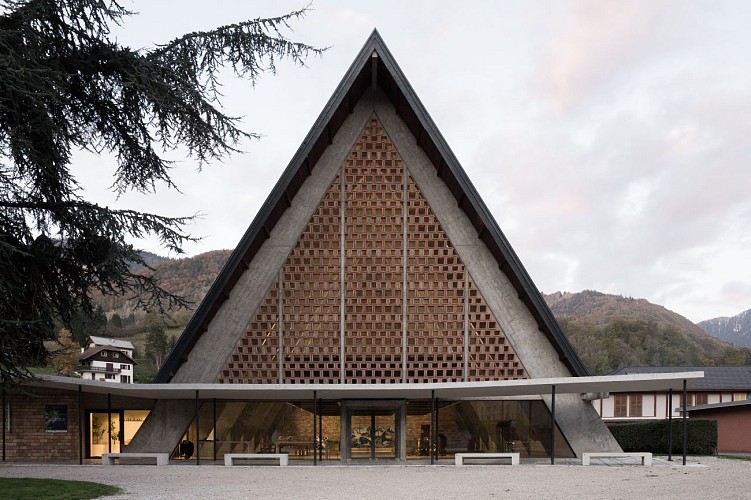 Centre d'Art et Rencontres Curiox