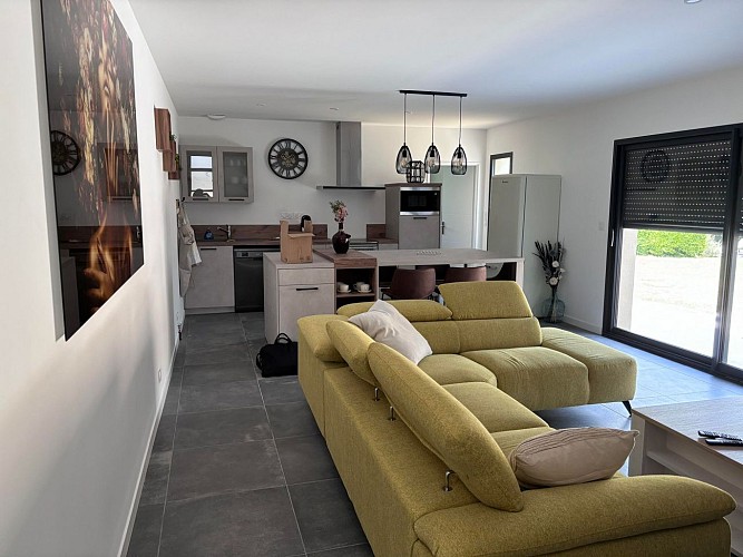 2024 - ROQU - Gîte de l'Estampon - Salon & Cuisine - ©OT Landes d'Armagnac - LT (8)