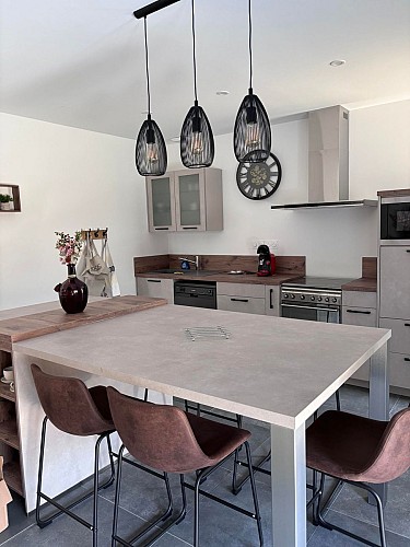 2024 - ROQU - Gîte de l'Estampon - Salon & Cuisine - ©OT Landes d'Armagnac - LT (7)