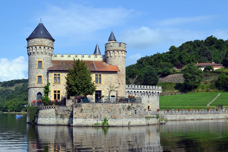 Das Schloss Château de la Roche