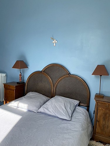 05A03D9E-7042-48E9-9DB1-957CF1C69835_1_105_c