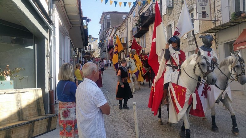 LOFT ET FETES MEDIEVALES (800x600)