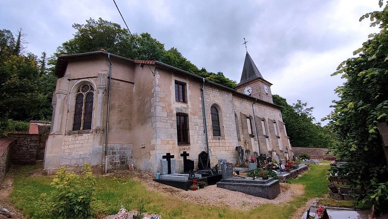 L'église et son cimetiere - Varnéville