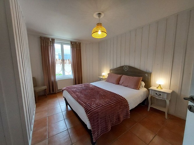 L'Escapade_chambre_1 lit_Civrac_de_Blaye