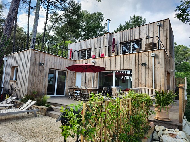 100-villa-mimosa-lacanau-homepage-size2048