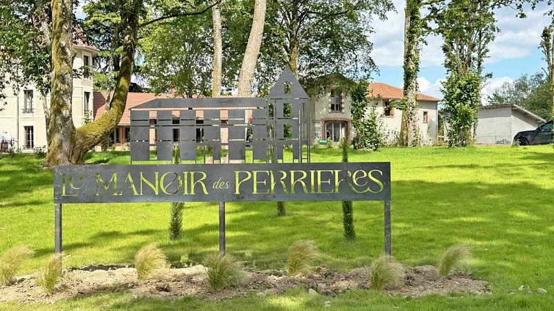 Le Manoir des Perrières
