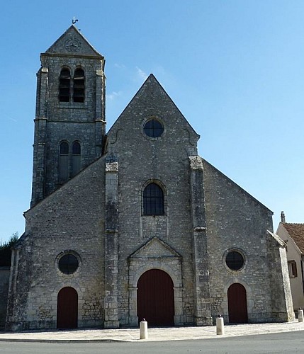 auxy-eglise-800x600-3