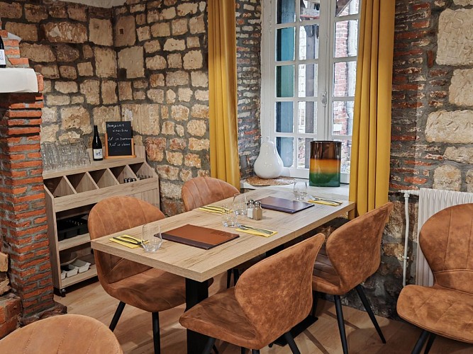 creperie-la-caillouville-23012025-st-wandrille-restaurant-normandie-interieur-perrotte-raphael (4) (1) (1)