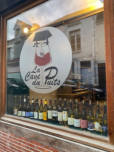 Chatillon sur Loire - Cave à vins - Devanture de la boutique &amp; bar à vin