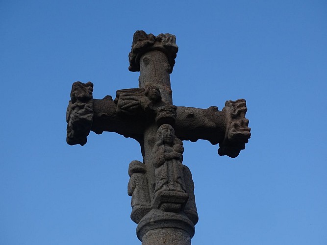 Croix de peste à personnage