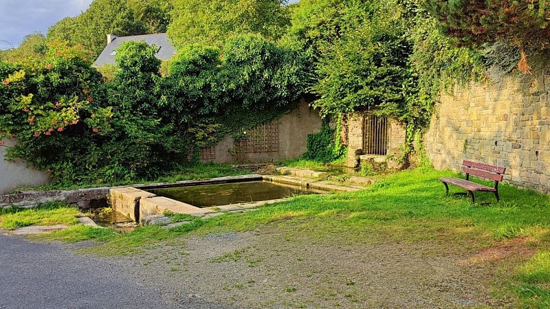 Fontaine et lavoir Notre Dame | Penzé