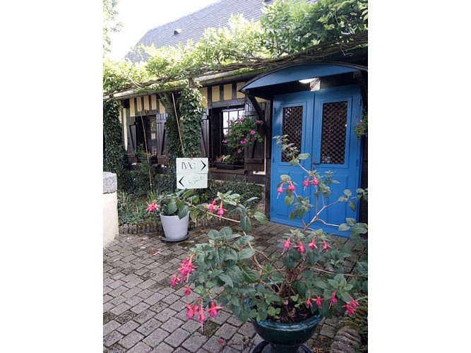 Croix-Mare_La-Suite©YNT_3