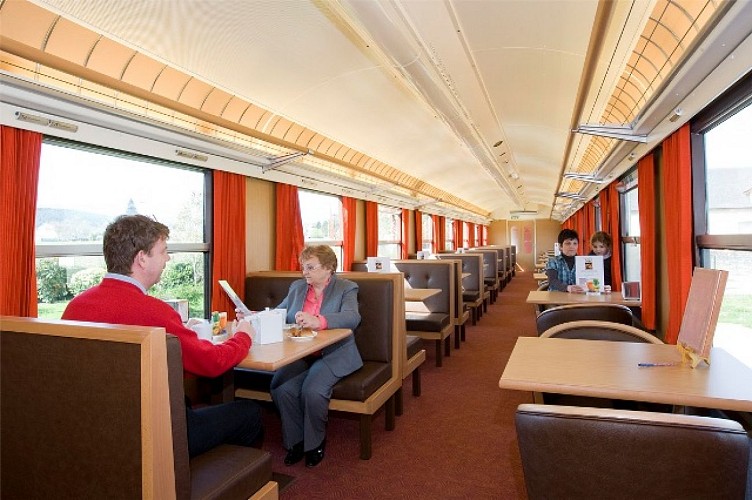 BiscuiterieVédèreIntérieurLocoSalonThé