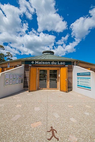 Maison du Lac de Saint-Cassien