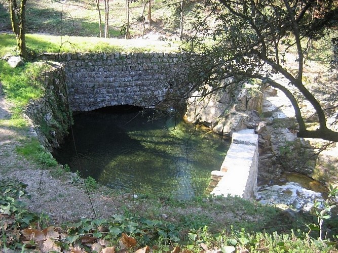 Village de Peyrolles