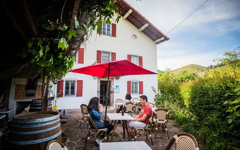 Ferme-Auberge-Auzkia-Terrasse - Les Aldudes