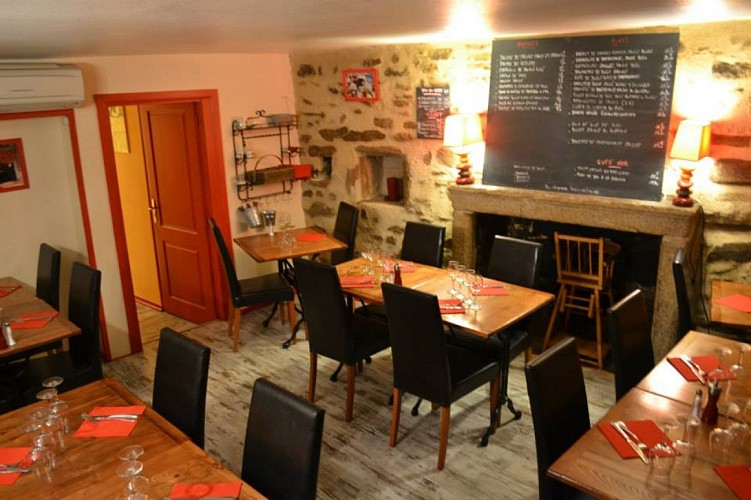 1504026-10201288033667280-1449471957-n