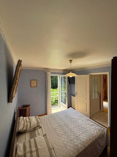 Chambre bleue avec balcon _7