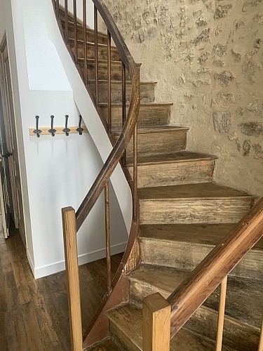 Gîte Chez Julie à Parthenay - Escaliers